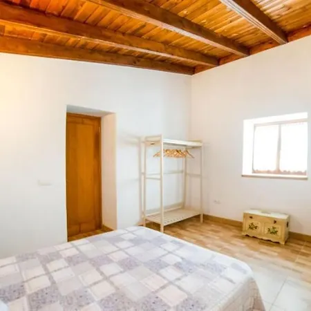 La Casa Del Bisa * Genovés